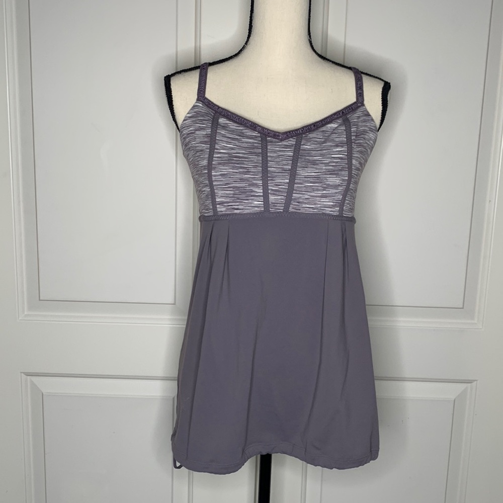 Lululemon top with built in bra